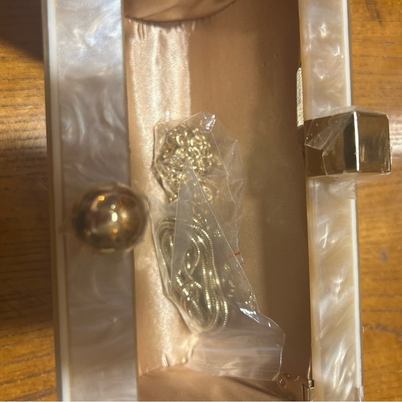 Vintage Cream & Pink Lucite Box Marbleized Crossbody - Picture 10 of 16